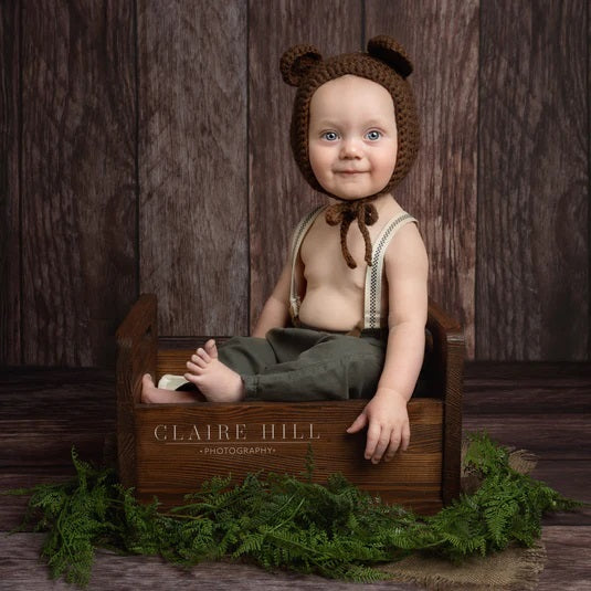 Babies first year photo shoot bundle in Wolverhampton West Midlands near Birmingham and Shropshire three photo shoots including newborn photography Sitter session and cake smash photo shoot by Claire Hill Photography.