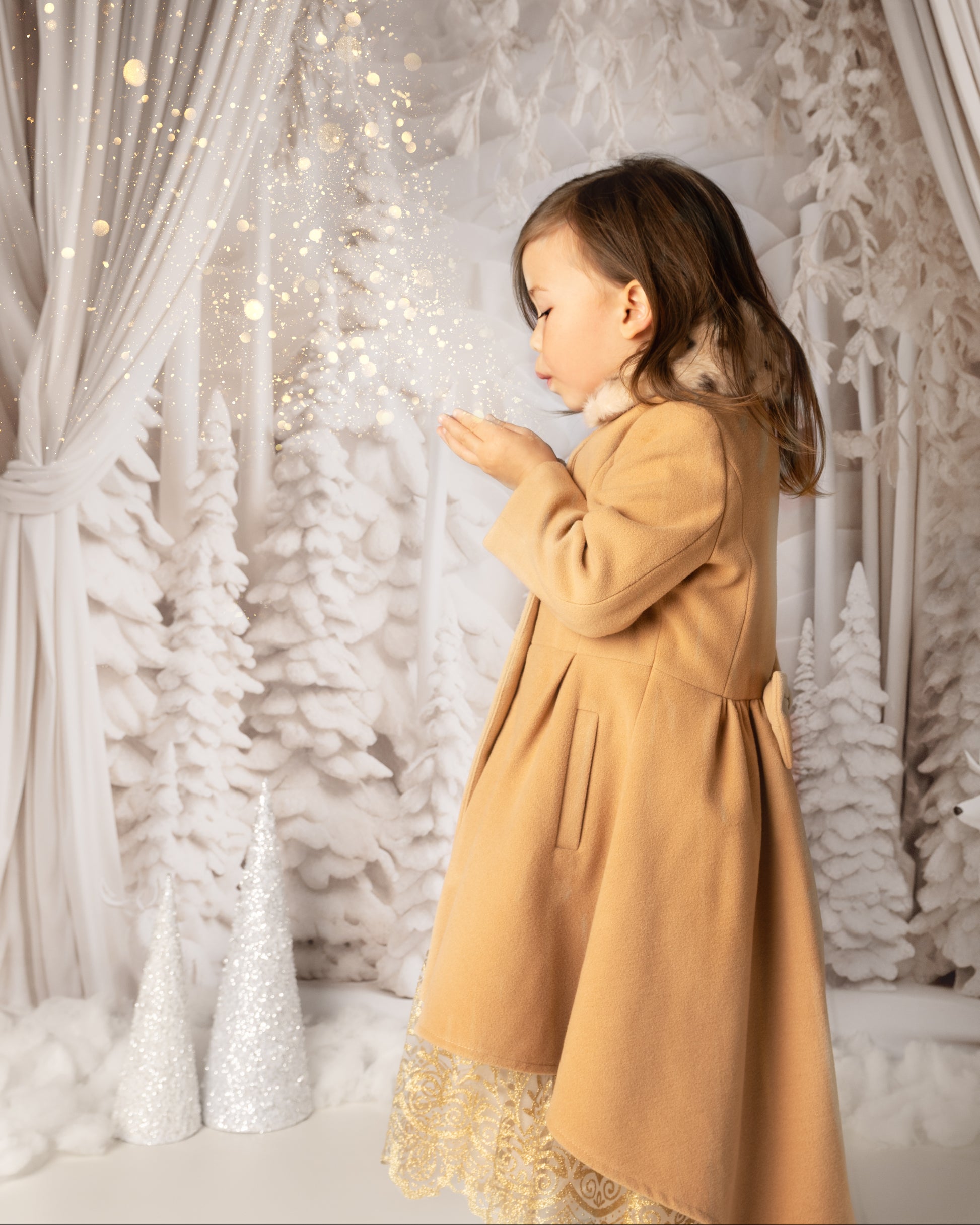 Claire Hill Photography Magical Christmas Mini Photoshoot in the West Midlands